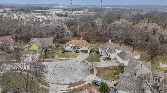 $539,900 | 2118 Northwest 81 Court, Kansas City, MO 64151