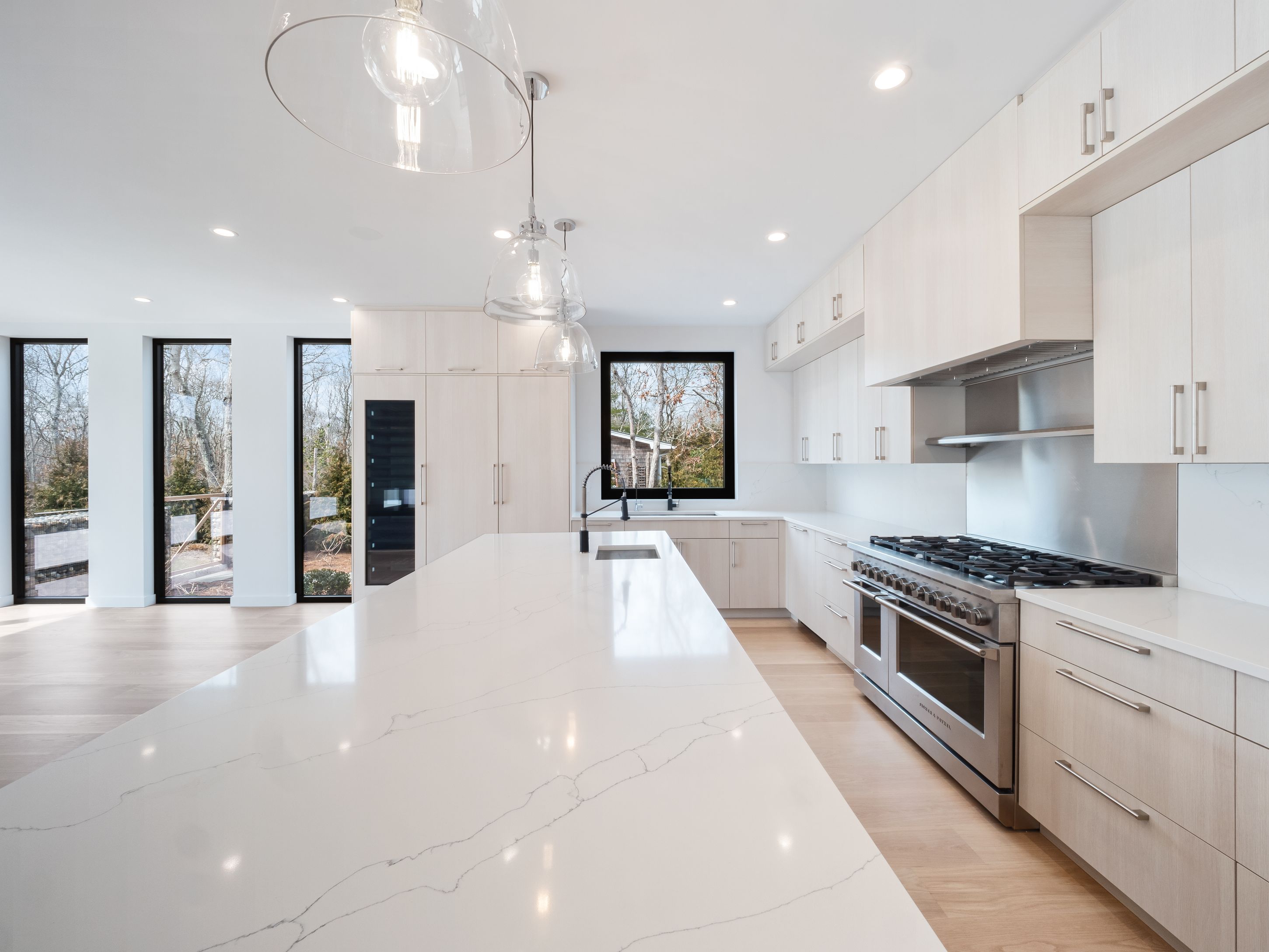 406 Toppings Path Sagaponack, NY 11932 - Photo 9 of 21 Kitchen