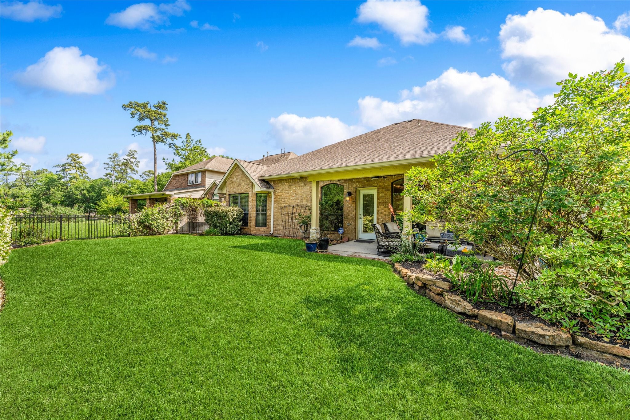 19039 Panther Peak Spring, TX 77388 - Photo 35 of 49 a view of a house with backyard porch and garden