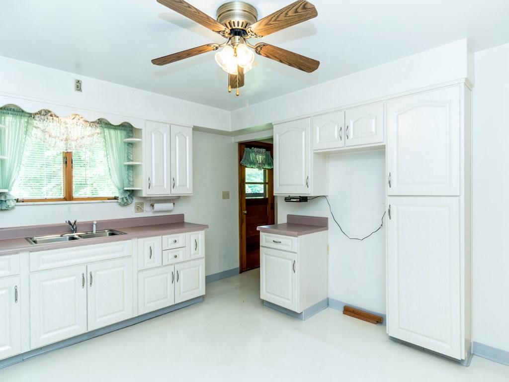 219 North Road Butler, PA 16001 - Photo 9 of 24