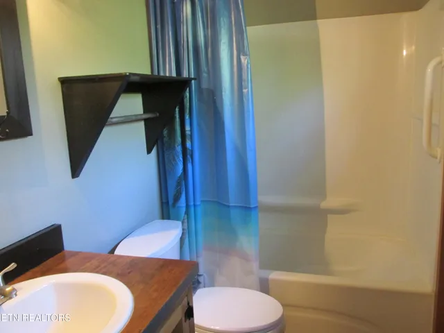 $489,900 | 1042 Old Oliver Road, Walland, TN 37886