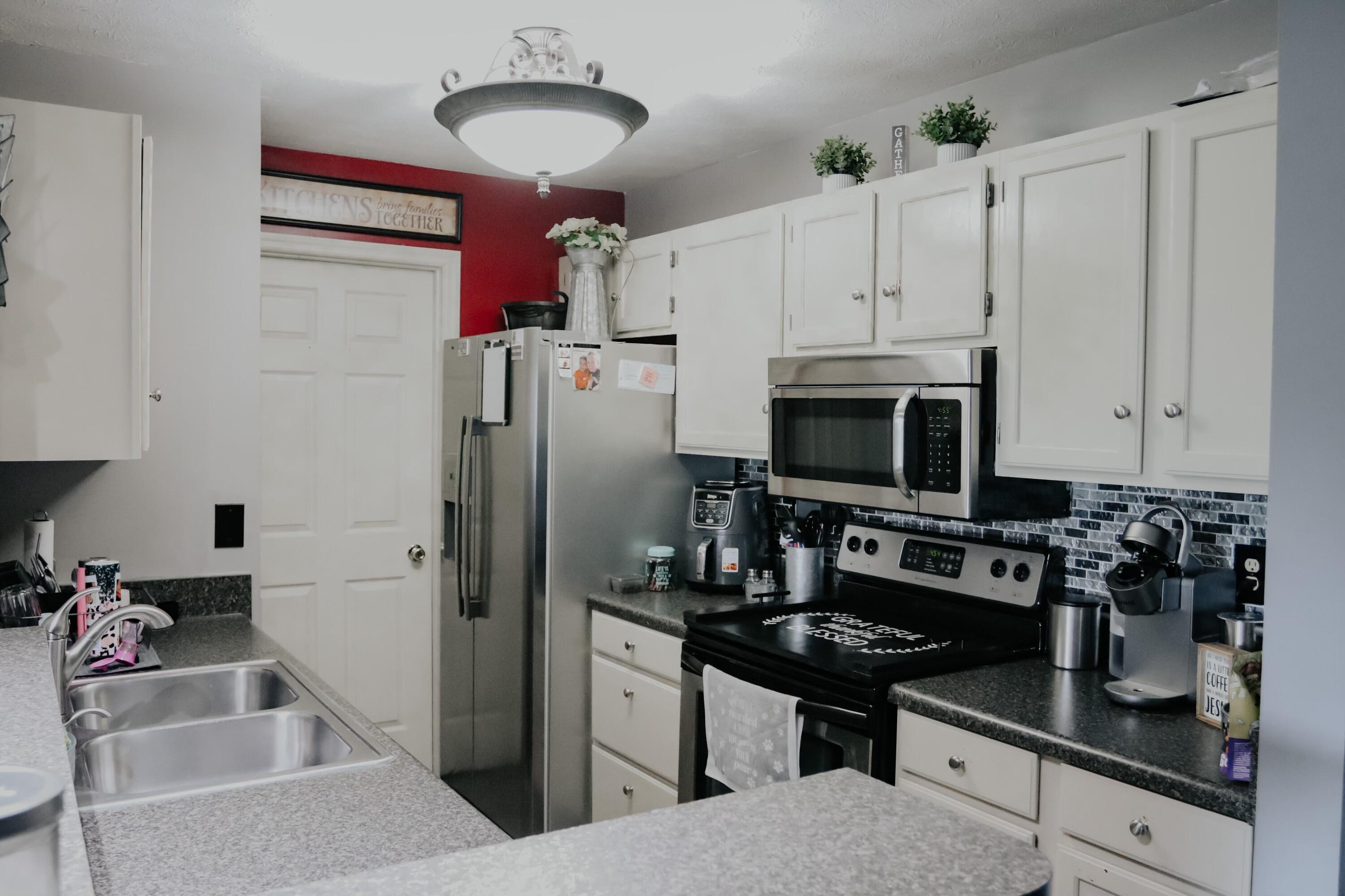 330 Timber Ridge Drive, Unit 2 Wilder, KY 41071 - Photo 7 of 13 Gallery Image 7
