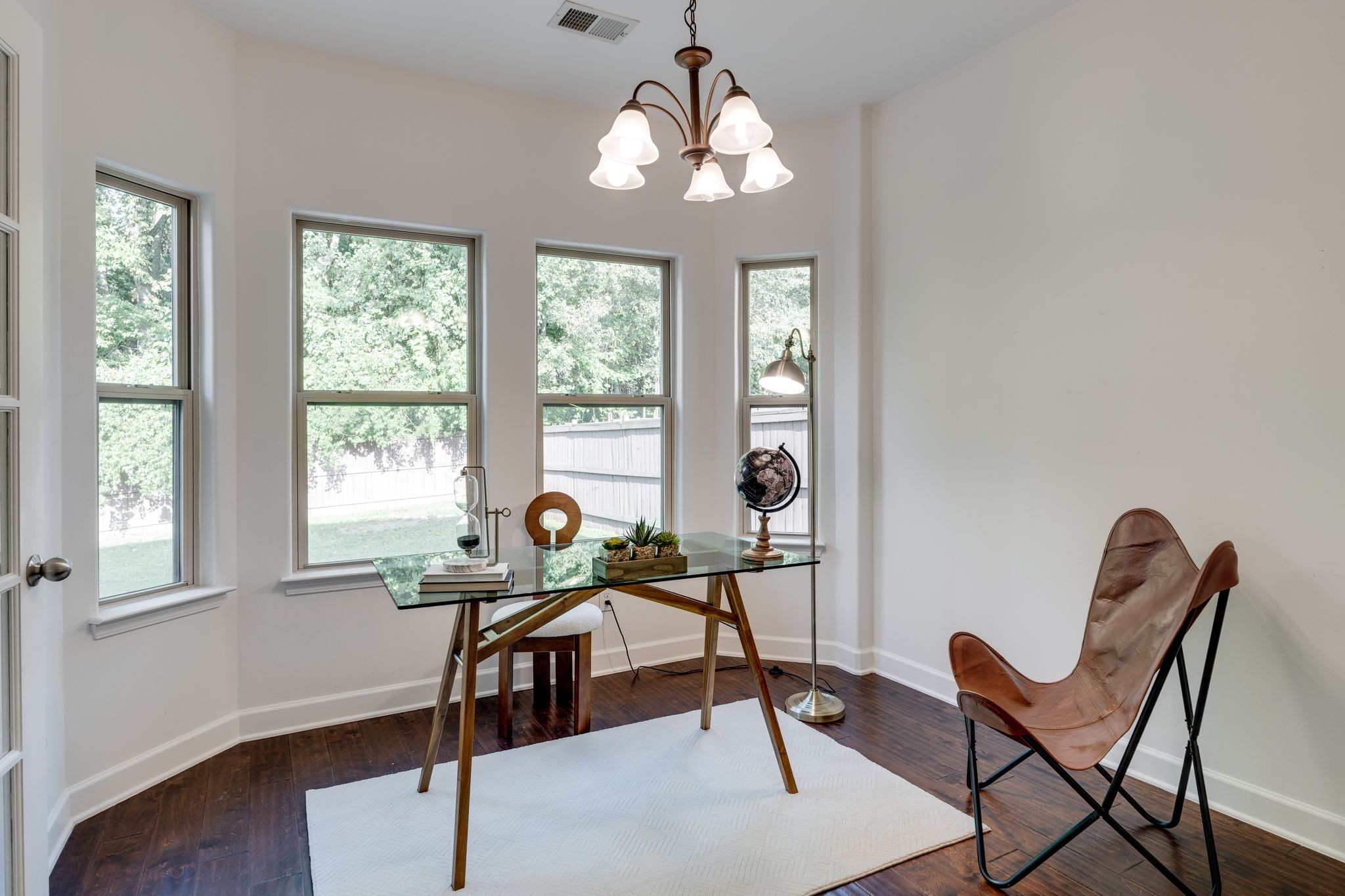 976 Legacy Park Road Mount Juliet, TN 37122 - Photo 10 of 33 Currently furnished as an office, this room off the kitchen is also perfect for a breakfast area or "coffee nook/reading room", 1/2 bath attached to this room as well as a storage/utility closet