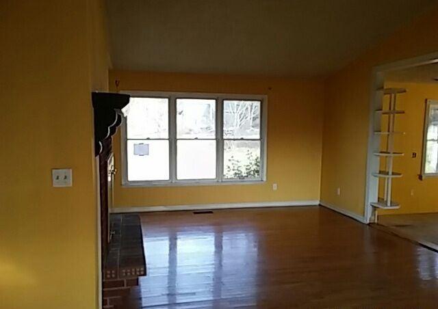 3310 Essex Road Kodak, TN 37764 - Photo 10 of 13 11
