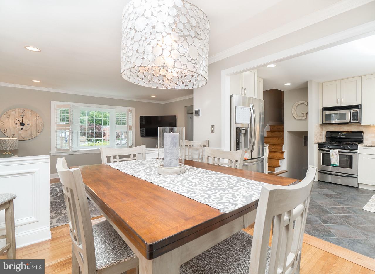 4415 Wynn Road Baltimore, MD 21236 - Photo 1 of 26 Dining Room