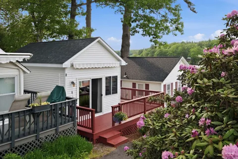 $425,000 | 1026 Weirs Boulevard, Laconia, NH 03246