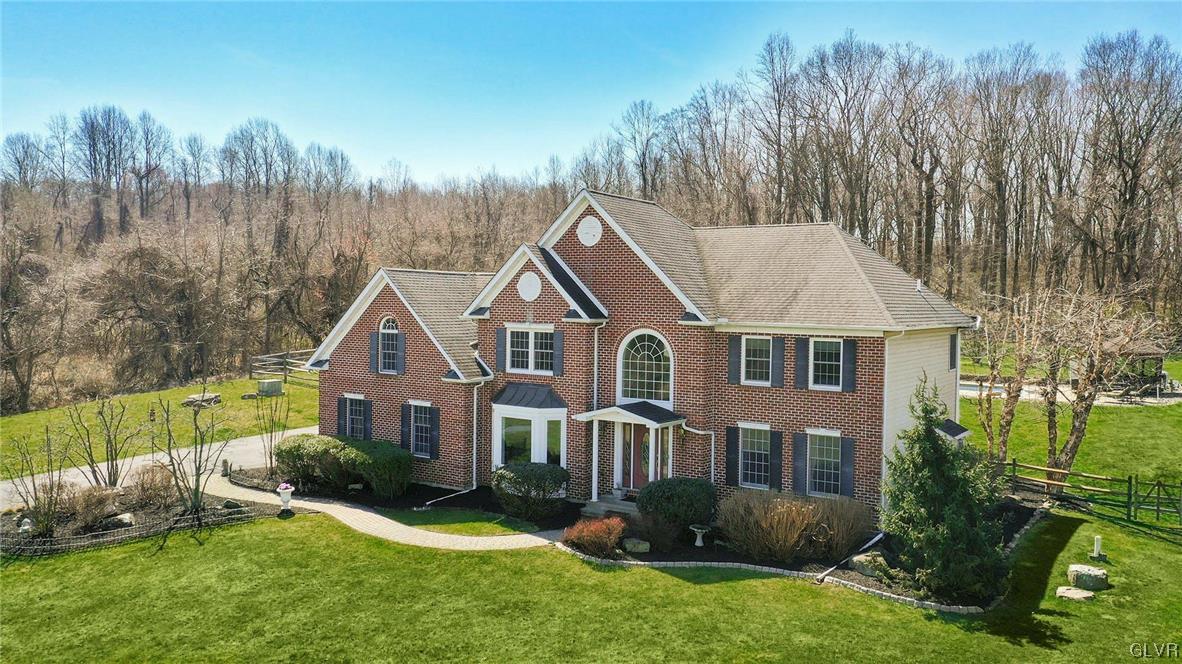 2768 Valley View Road Hellertown, PA 18055 - Photo 1 of 27