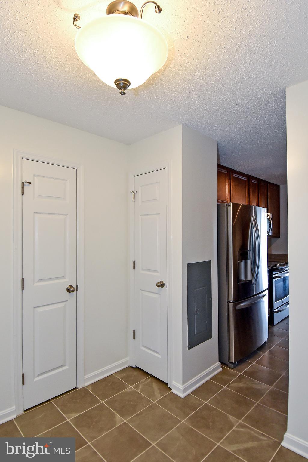 6101 Edsall Road, Unit 1706 Alexandria, VA 22304 - Photo 13 of 40 a view of empty room