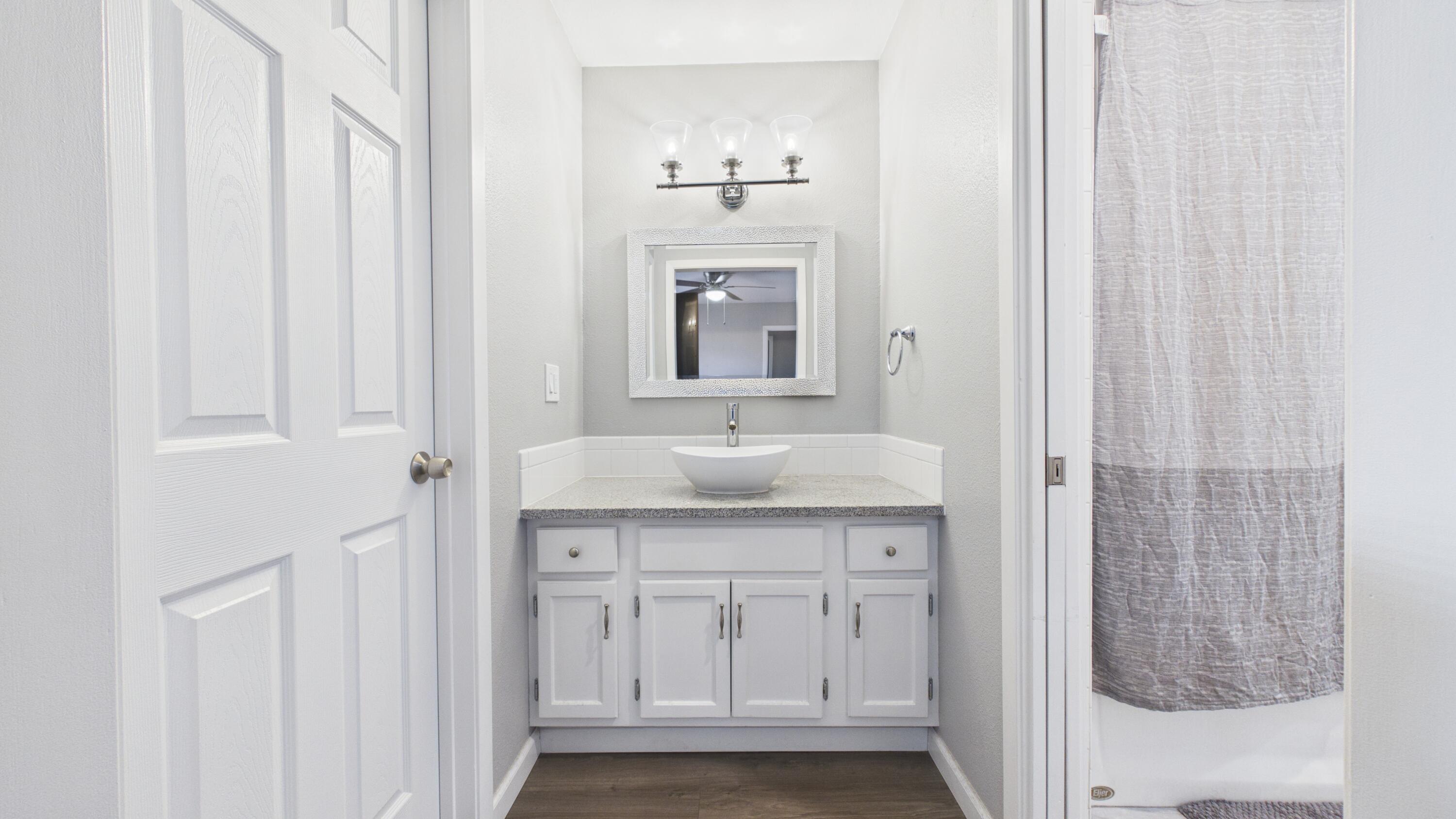 4614 31st Street Lubbock, TX 79410 - Photo 31 of 37 CAM06379G6-PR0007-STILL056