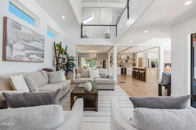 $2,450,000 | 11100 Hortense Street, Toluca Lake, CA 91602