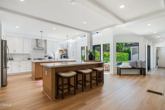 $2,450,000 | 11100 Hortense Street, Toluca Lake, CA 91602