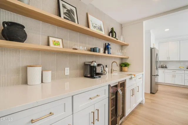 $2,450,000 | 11100 Hortense Street, Toluca Lake, CA 91602