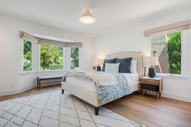 $2,450,000 | 11100 Hortense Street, Toluca Lake, CA 91602