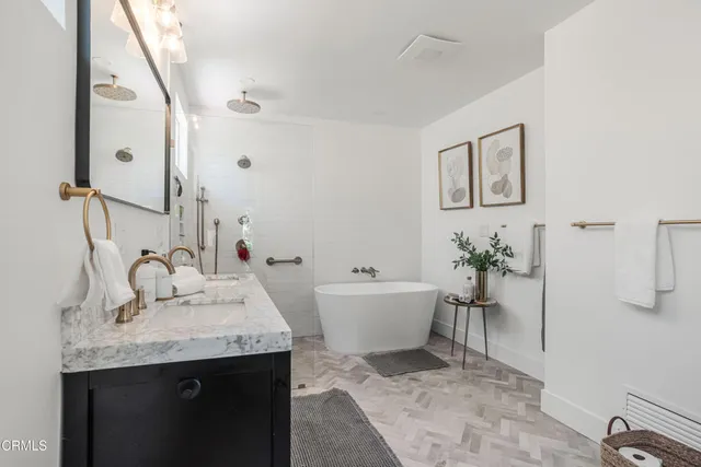 $2,450,000 | 11100 Hortense Street, Toluca Lake, CA 91602