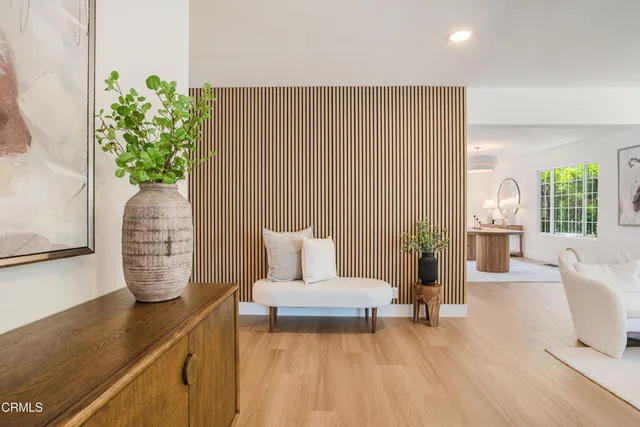 $2,450,000 | 11100 Hortense Street, Toluca Lake, CA 91602