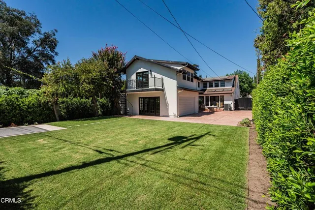 $2,450,000 | 11100 Hortense Street, Toluca Lake, CA 91602