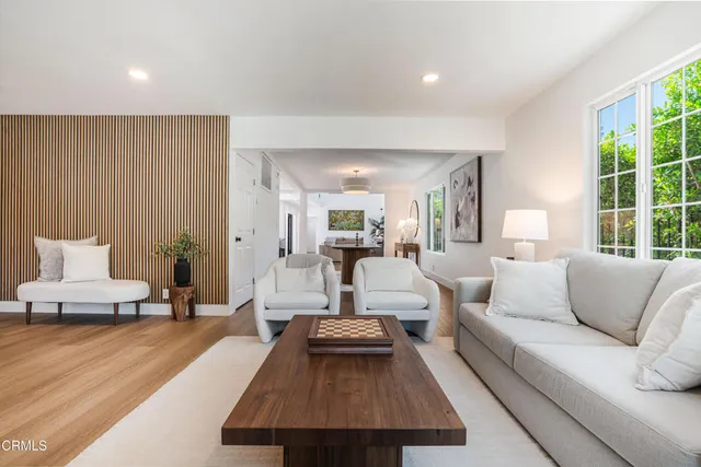 $2,450,000 | 11100 Hortense Street, Toluca Lake, CA 91602