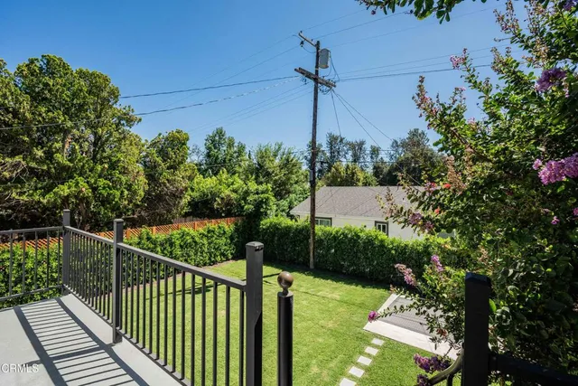 $2,450,000 | 11100 Hortense Street, Toluca Lake, CA 91602