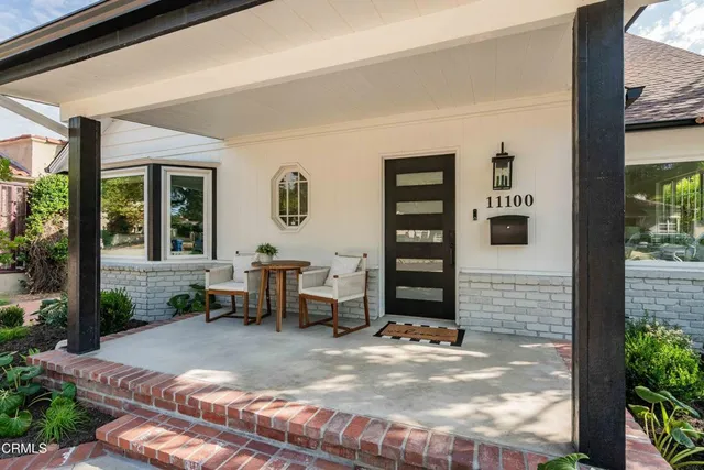 $2,450,000 | 11100 Hortense Street, Toluca Lake, CA 91602