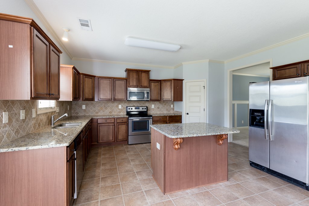 307 Owens Road Fort Mitchell, AL 36856 - Photo 6 of 34
