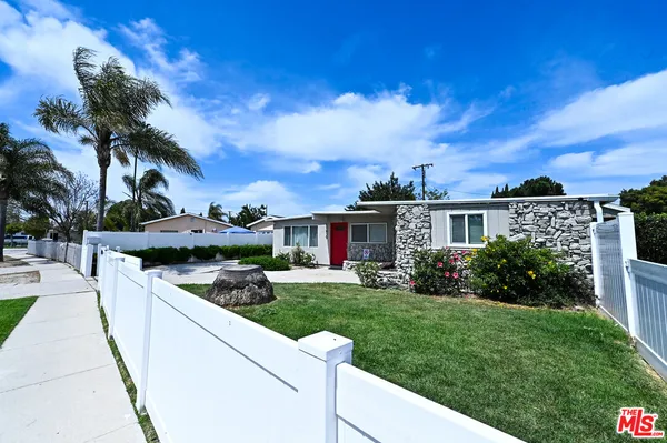 $4,500 | 11839 205th Street, Lakewood, CA 90715