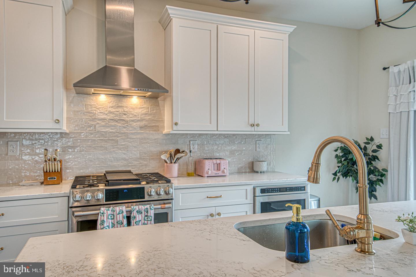 2 Harvey Road Wallingford, PA 19086 - Photo 18 of 38