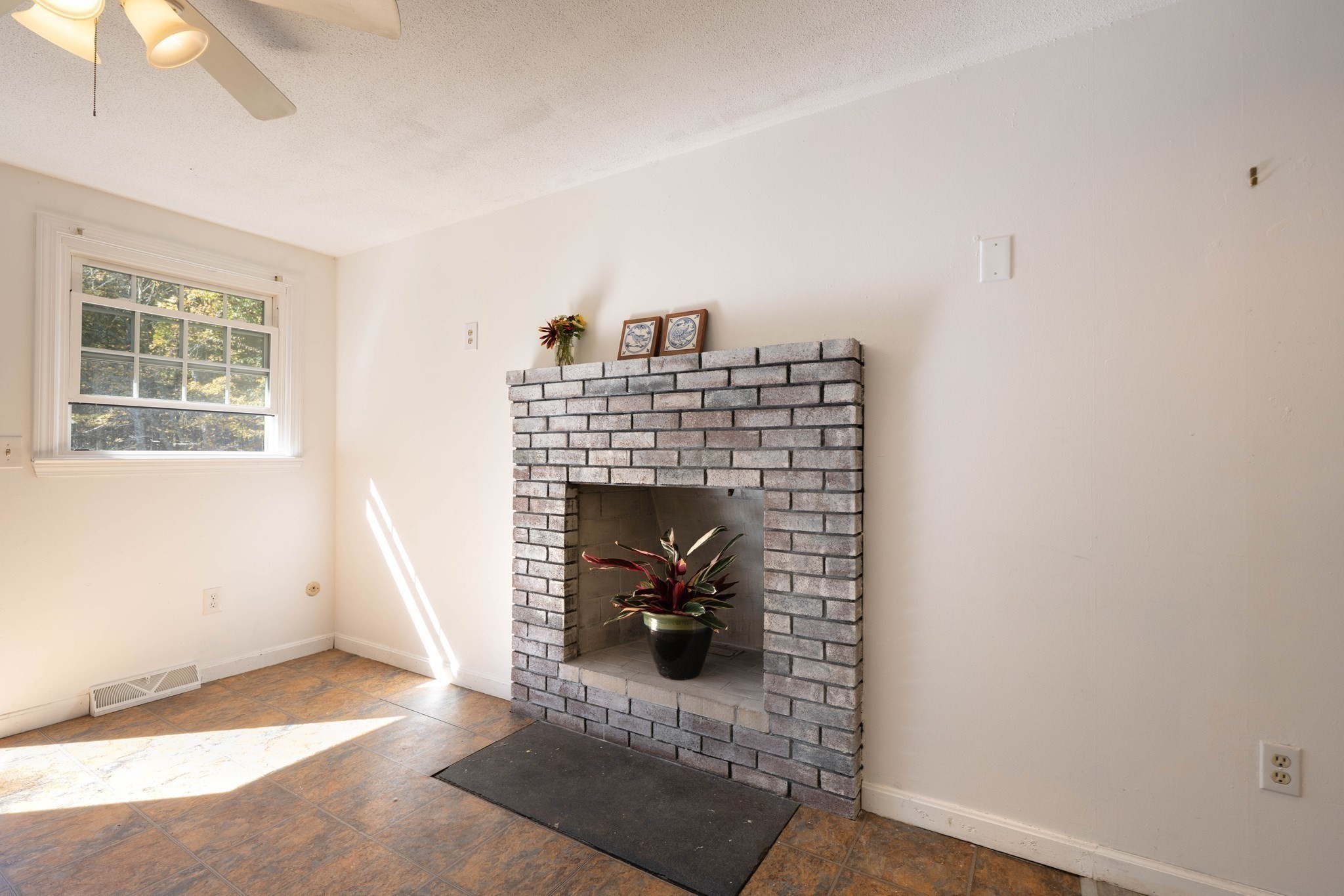 441 Dingle Road Worthington, MA 01098 - Photo 12 of 40 Gallery Image 12
