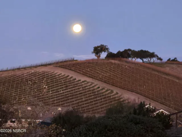 $825,000 | 24 Gonzales Lane, Los Alamos, CA 93440