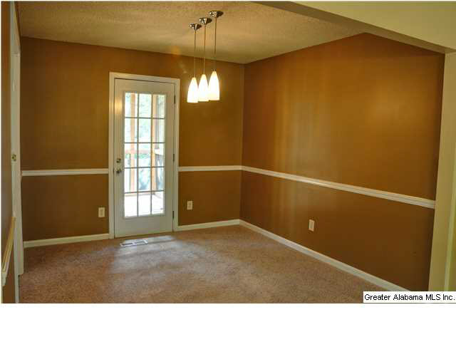 1421 Tropical Lane Alabaster, AL 35007 - Photo 13 of 31