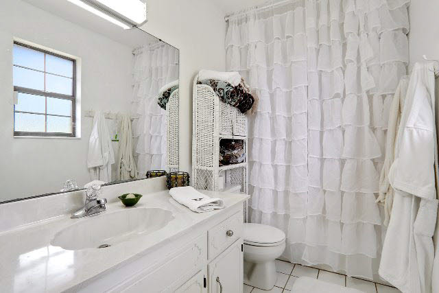 10237 Longview Drive West Foley, AL 36535 - Photo 16 of 28 Bathroom 2