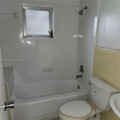 $242,250 | 1547 West 10th Street, Riviera Beach, FL 33404