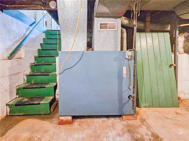 a view of a storage & utility room