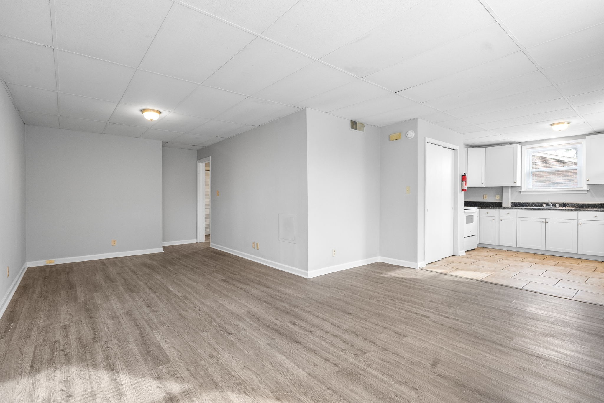1600 Paradise Hill Road, Unit B Clarksville, TN 37043 - Photo 7 of 20 a view of kitchen with wooden floor
