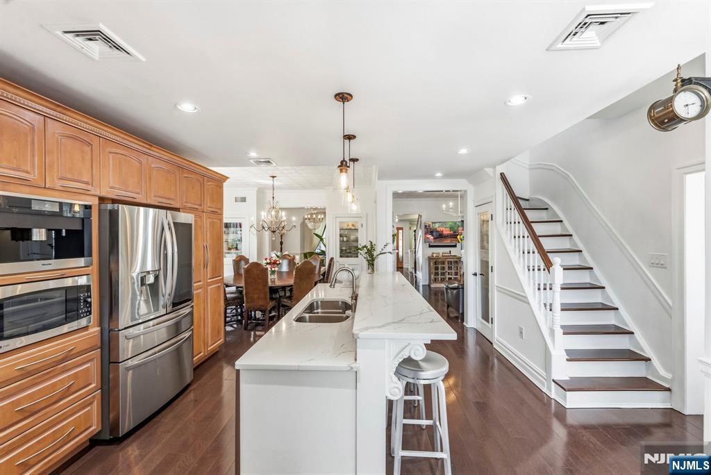 209 West Passaic Avenue Rutherford, NJ 07070 - Photo 13 of 50