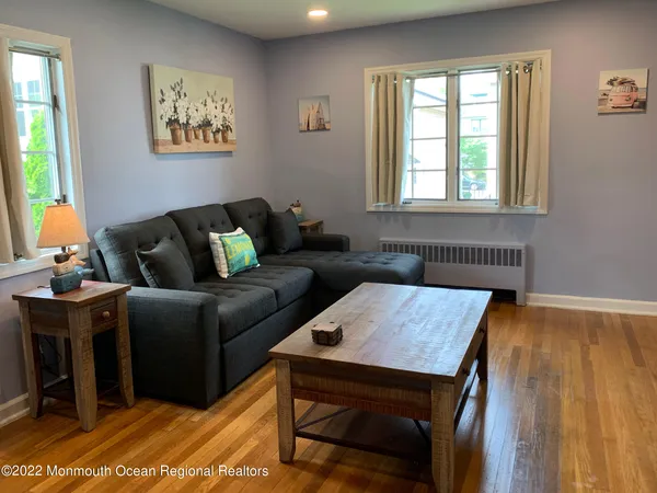 $1,850 | 515 Monmouth Avenue, Unit REAR, Bradley Beach, NJ 07720