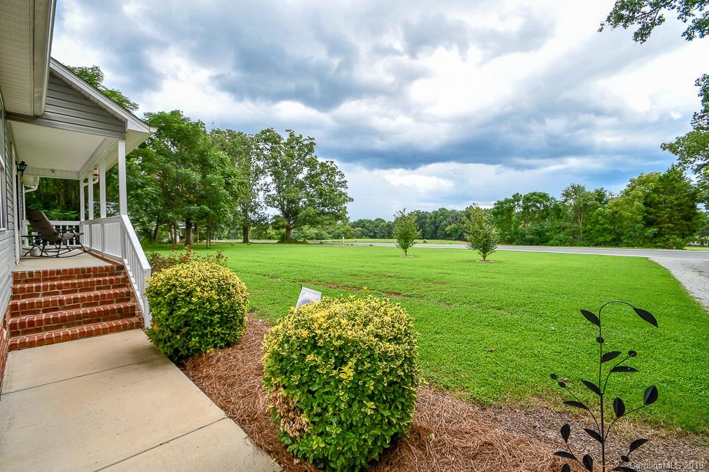 917 Deese Road Monroe, NC 28110 - Photo 3 of 25