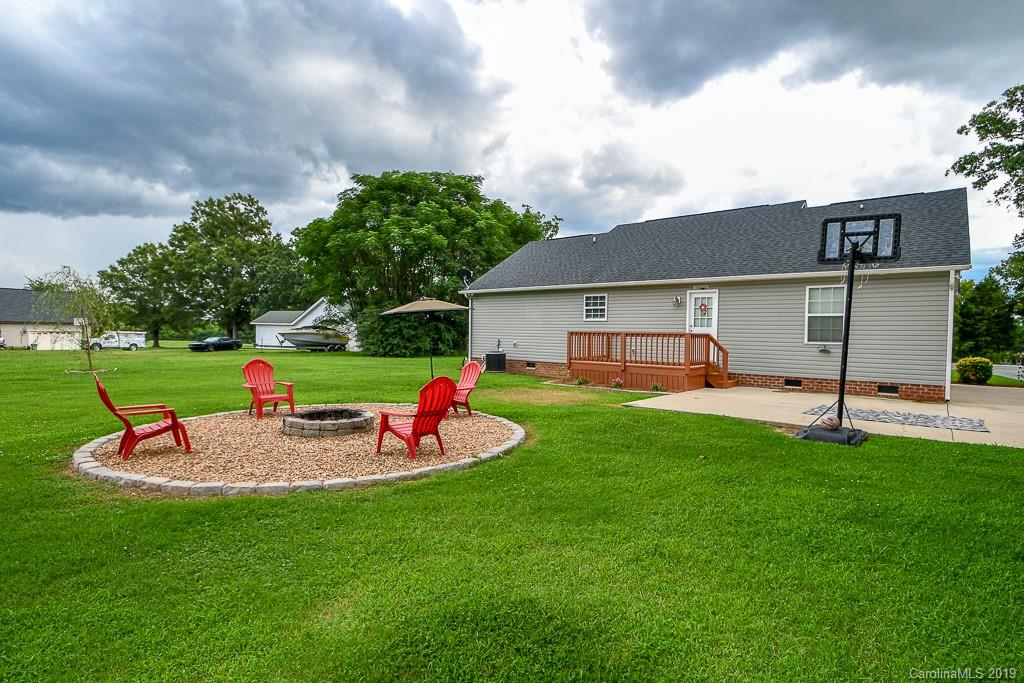917 Deese Road Monroe, NC 28110 - Photo 4 of 25