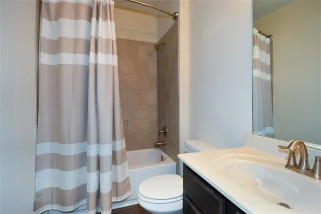 $472,500 | 146 Rolling Hills Avenue, Canton, GA 30114