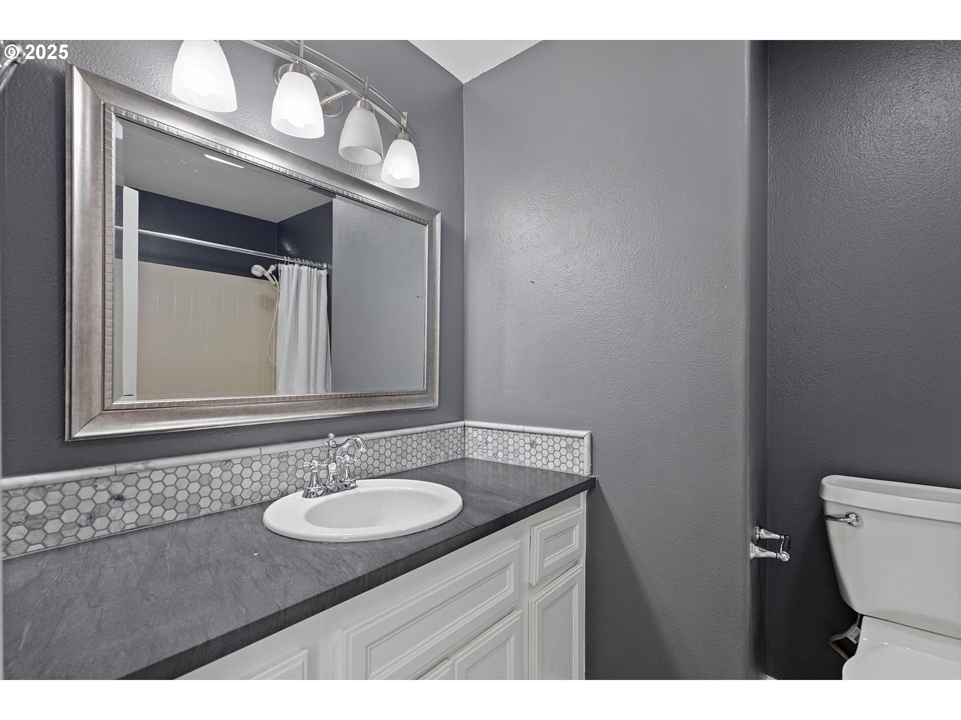 16675 Southwest Rigert Terrace Beaverton, OR 97007 - Photo 23 of 38 Gallery Image 23