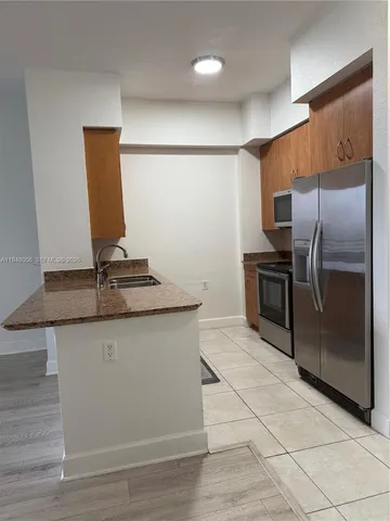 $2,100 | 1830 Radius Drive, Unit 1118, Hollywood, FL 33020