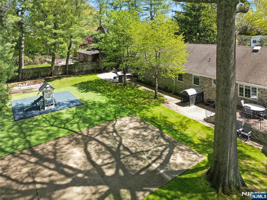 457 Summit Street Norwood, NJ 07648 - Photo 35 of 35 a view of yard with green space