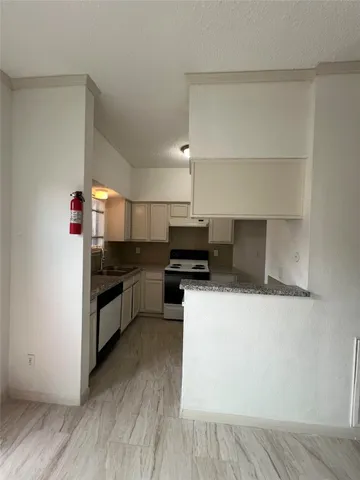 $145,000 | 12300 Brookglade Circle, Unit 96, Houston, TX 77099