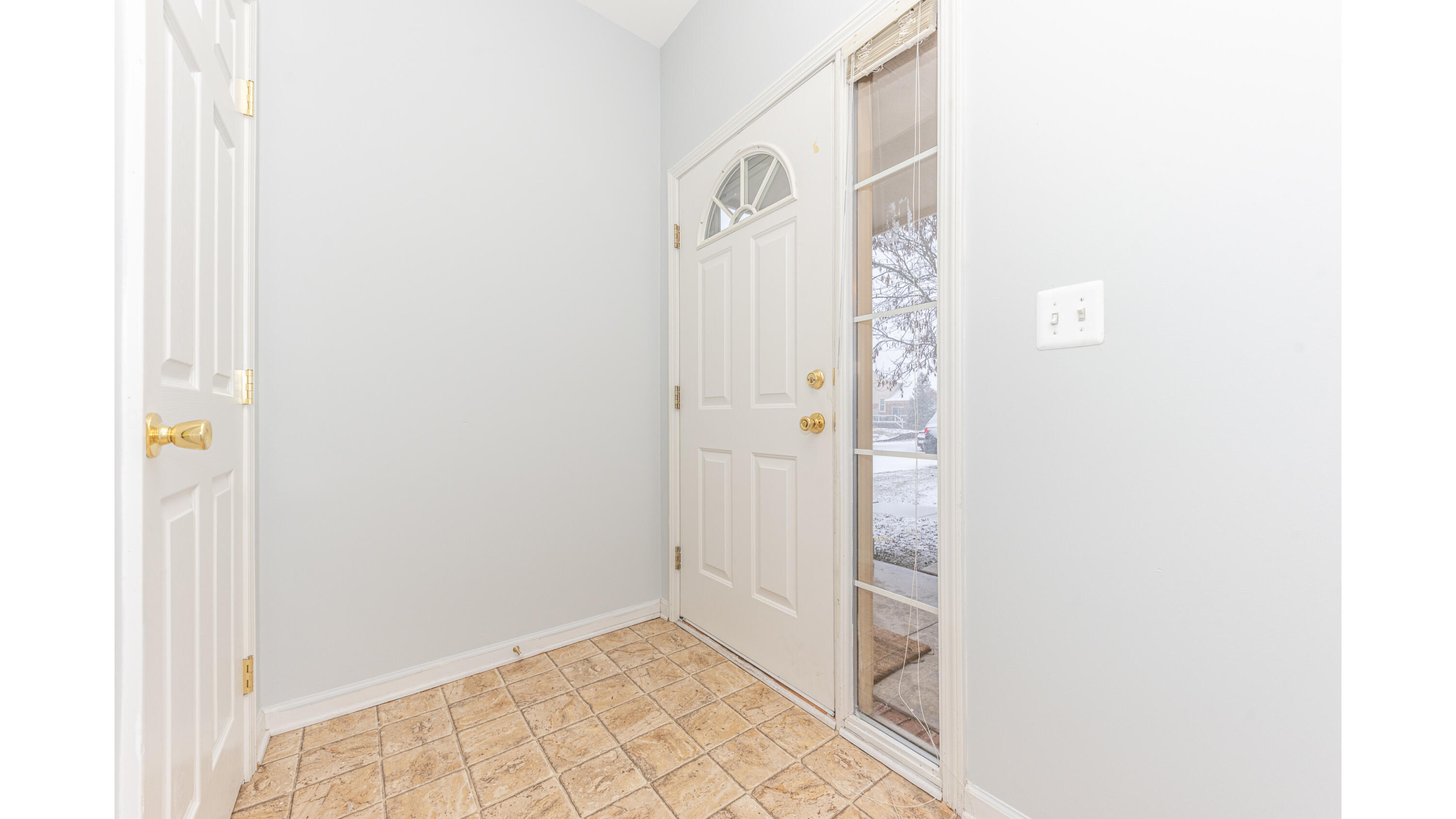 3957 Cornerstone Drive Canton, MI 48188 - Photo 3 of 21 004_15