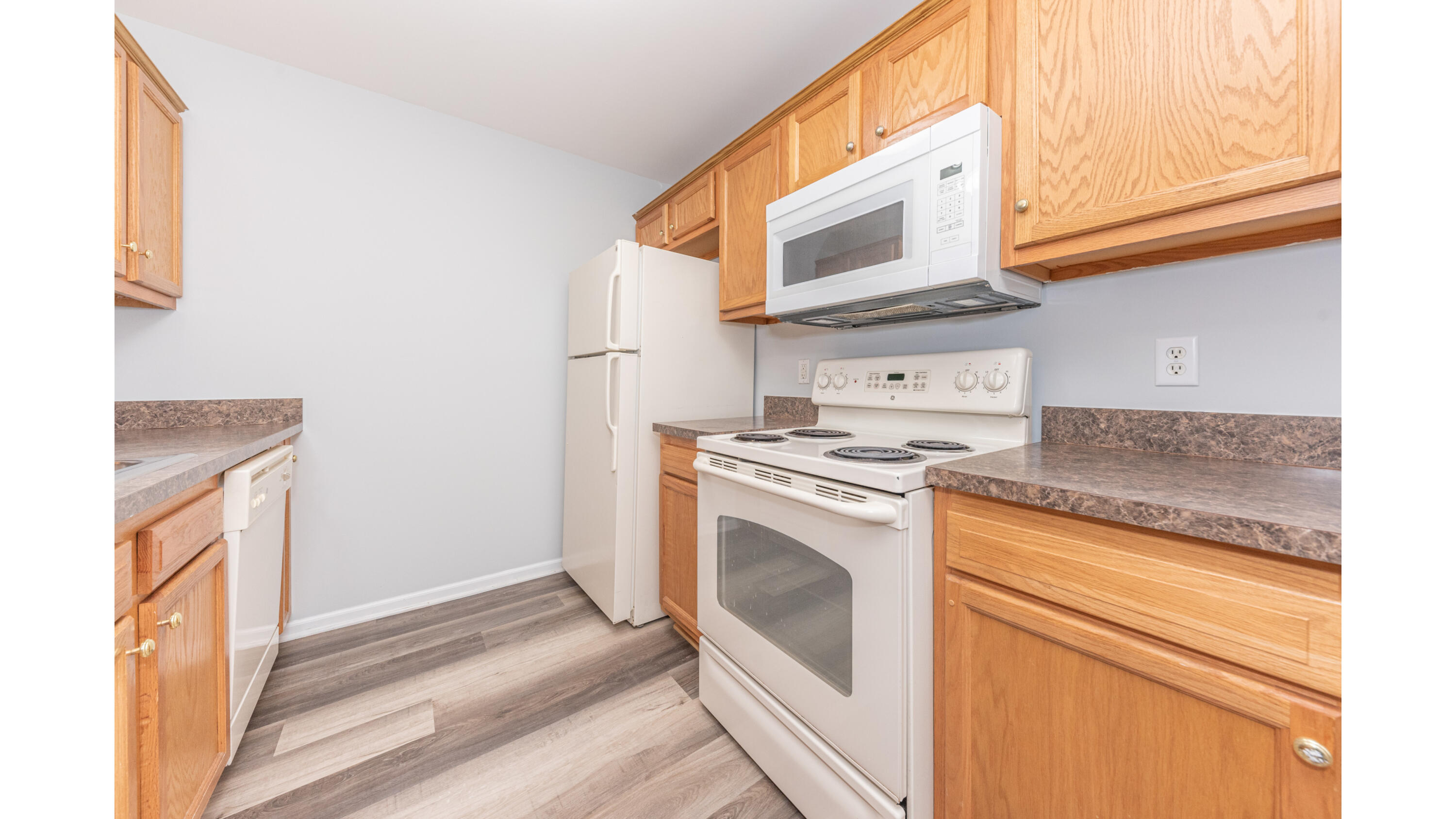 3957 Cornerstone Drive Canton, MI 48188 - Photo 10 of 21 015_7