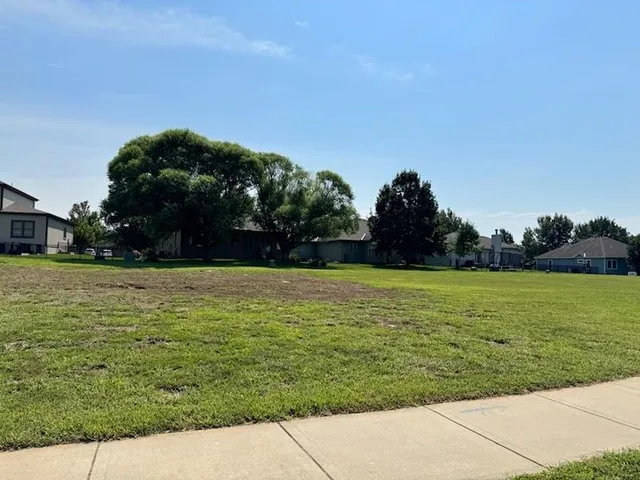 $35,000 | 29383 Palmer Drive, Paola, KS 66071