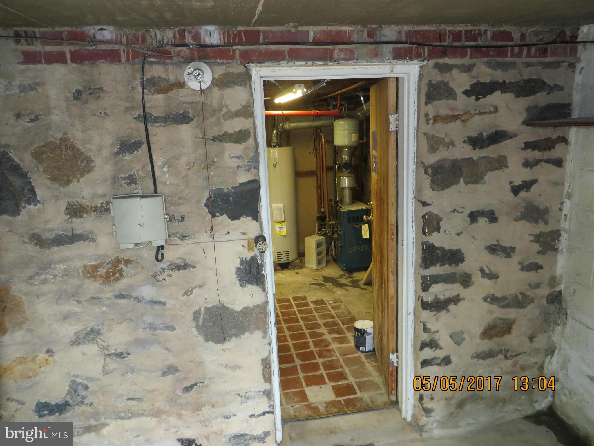 7017 Harford Road Baltimore, MD 21234 - Photo 25 of 29 Interior (General)