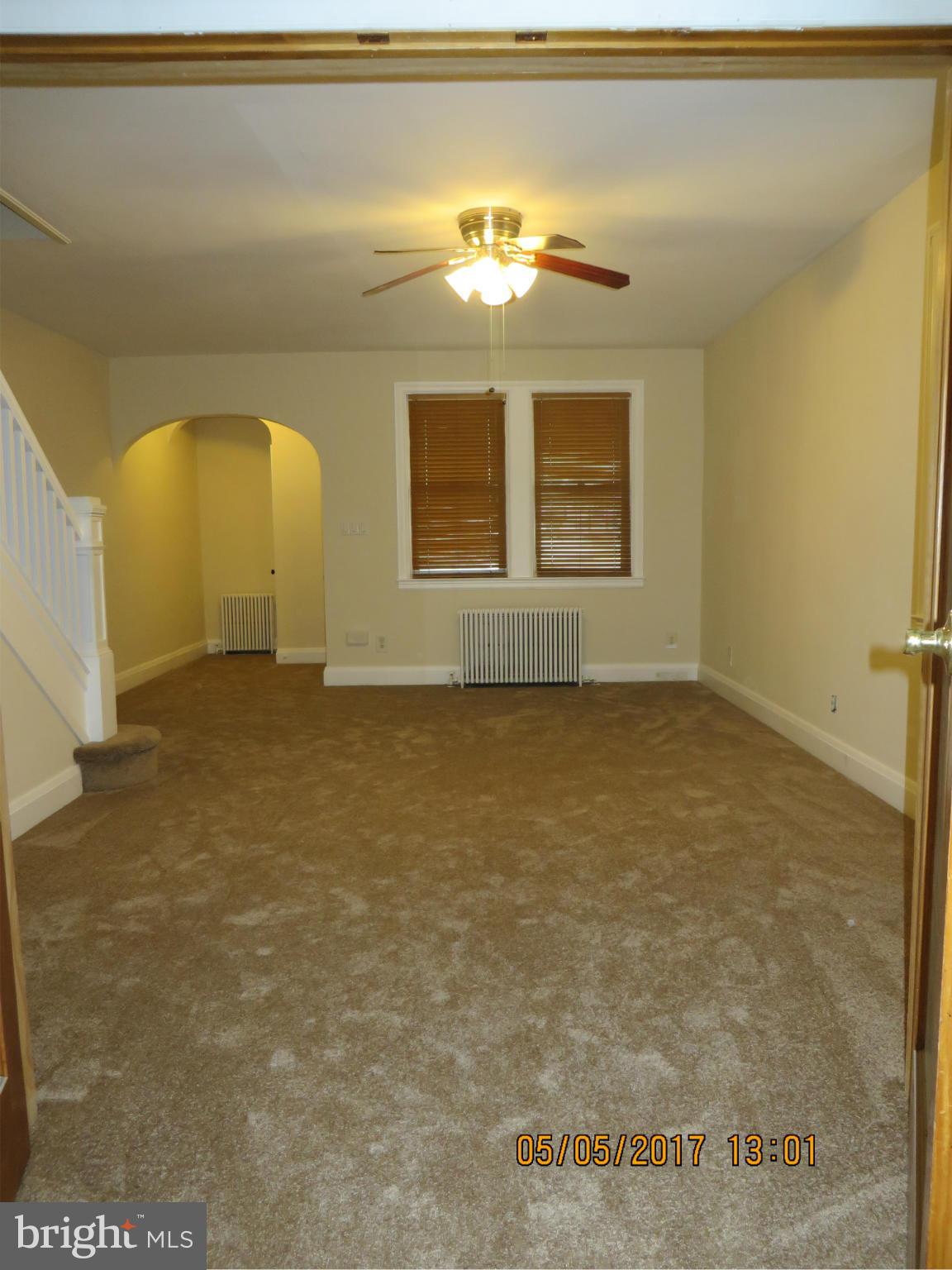 7017 Harford Road Baltimore, MD 21234 - Photo 7 of 29 Living Room