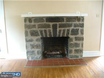 119 Simpson Road Ardmore, PA 19003 - Photo 5 of 12 Living Room
