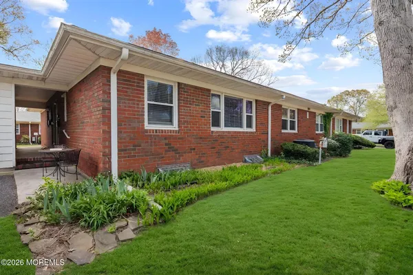 $334,500 | 489 C Jason Place, Unit 2703, Brick, NJ 08724