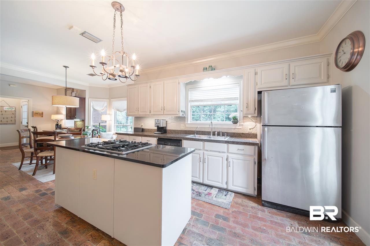 516 Bay Bluff West Daphne, AL 36526 - Photo 7 of 47